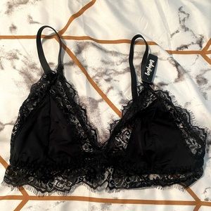 BootayBag best selling black lace, bralette NWT size M